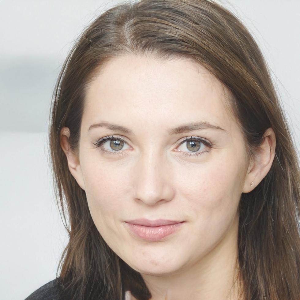 Sophia Reeves, Financial Habit Coach